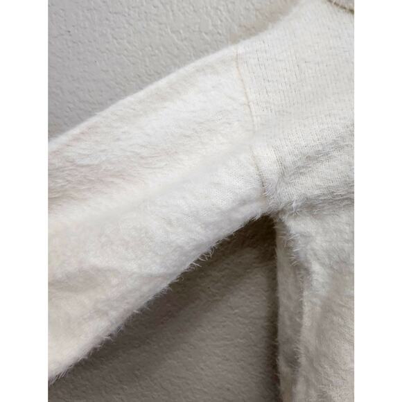 Earth Music & Ecology Cream Fuzzy Cowl Neck Cropped Sweater Large Long Sleeves - Picture 3 of 6